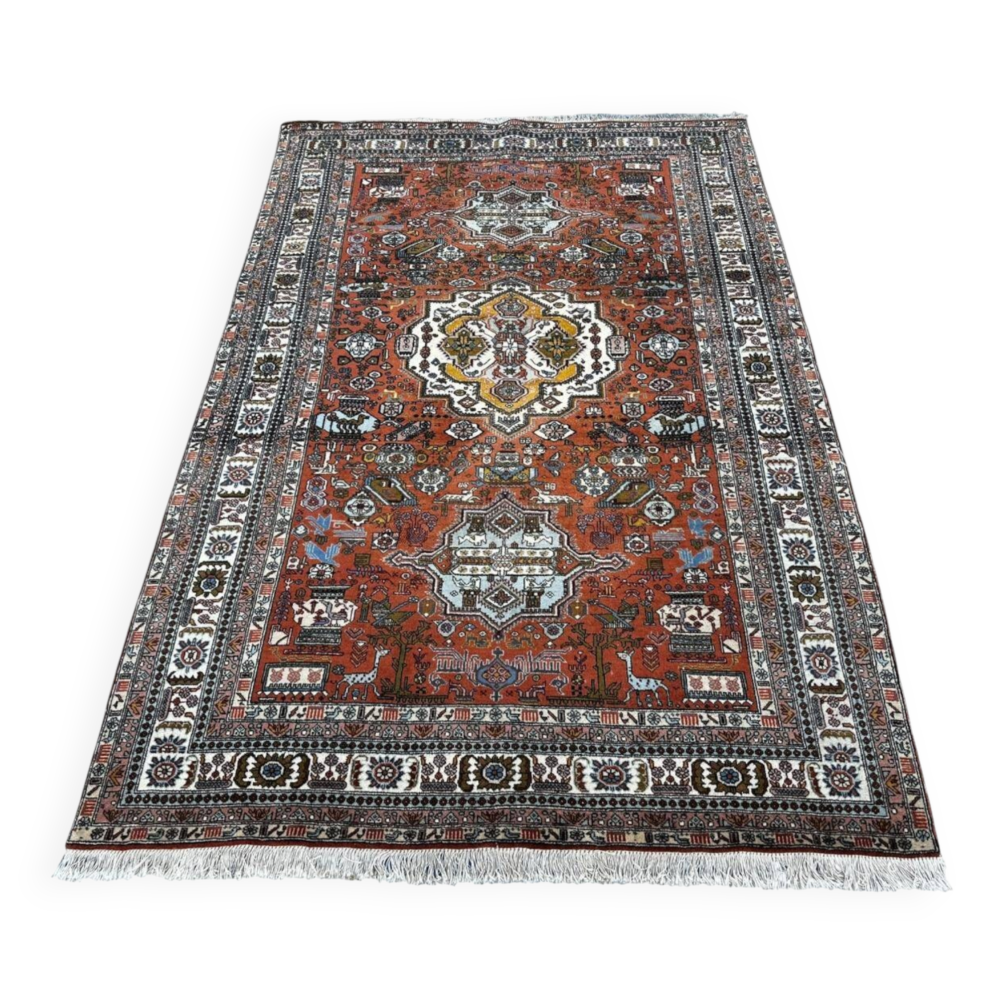 Persian carpet 260cm x 170cm