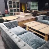 Sofa in velvet