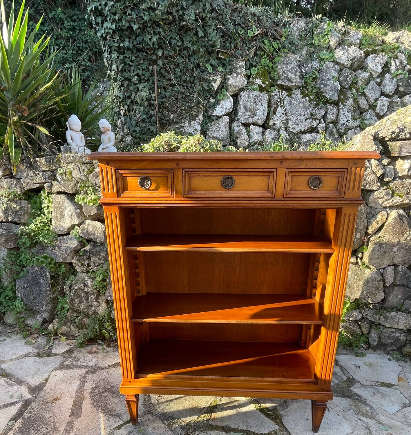 Louis XVI style solid wood bibus, 20th century period