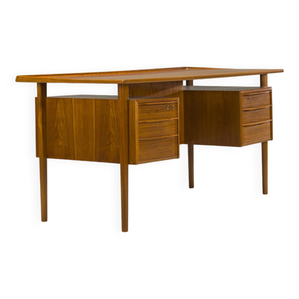 Bureau danois en teck par Peter Lovig Nielsen pour Hedensted Mobelfabrik, 1964 — Beyit