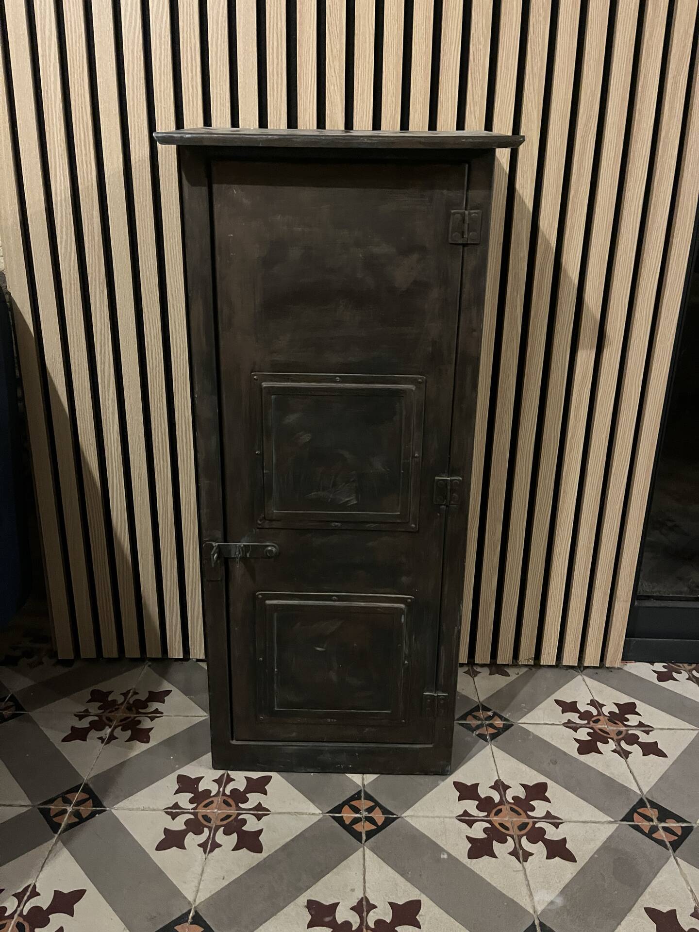 Old industrial metal cabinet – vintage workshop furniture