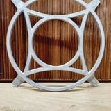 Round aluminum underside