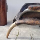 Fauteuil en corne et cuir ancien - 1950s