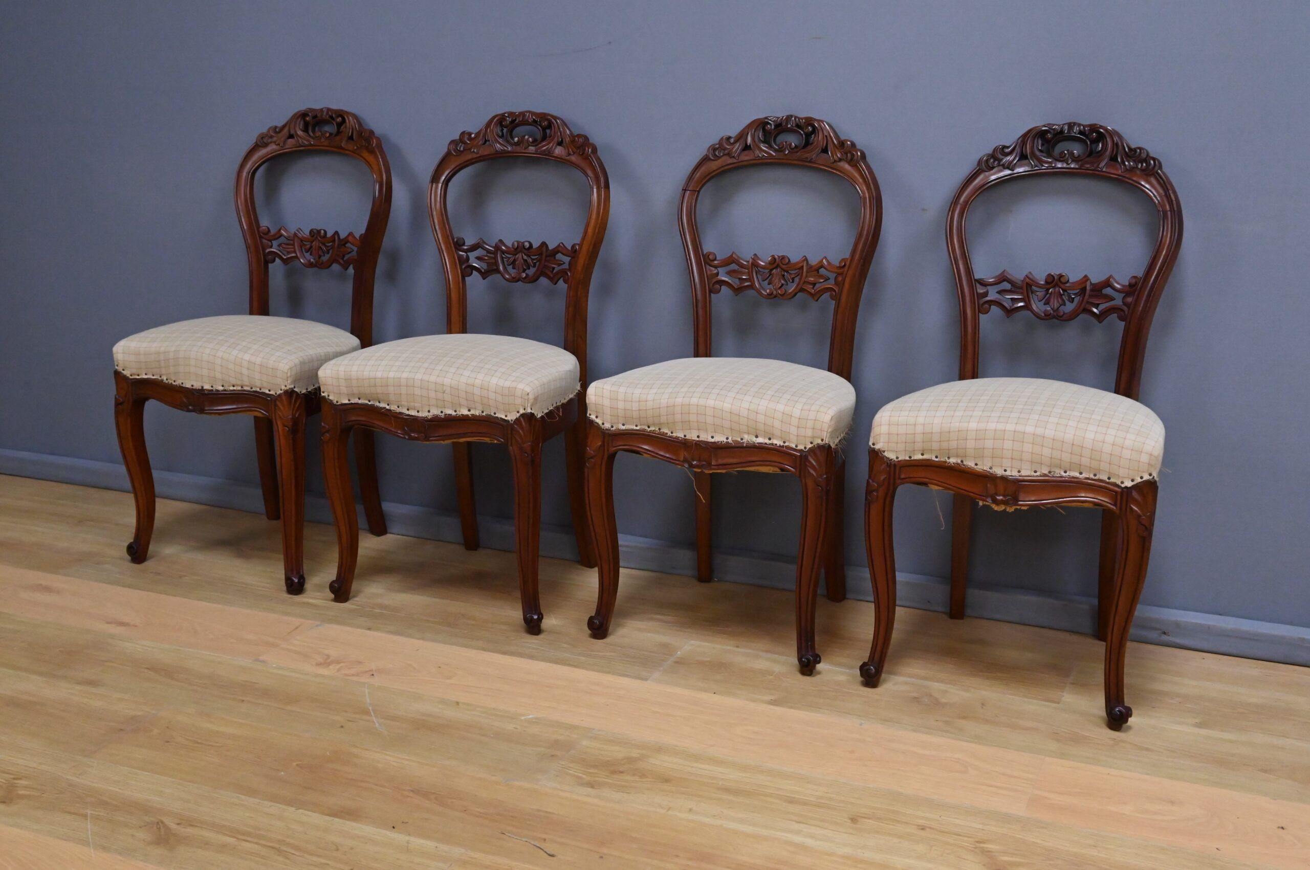 Set of 4 mahogany chairs, Napoléon III period - second half of the 19th century.