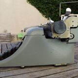 Machine à ecrire hispano olivetti