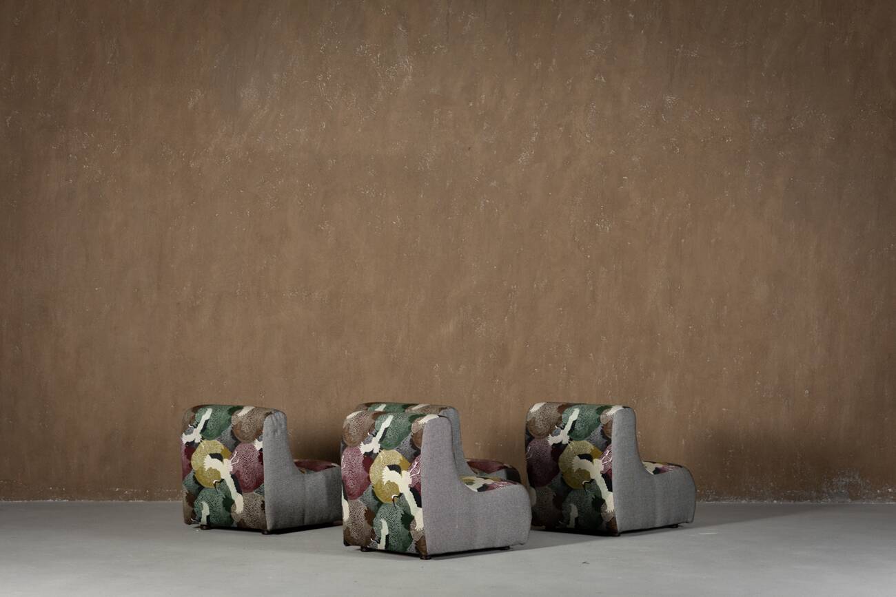 Italian modular sofa (1970) in Freedom Flight velvet – 3-piece