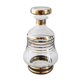 Glass liquor carafe decorated with gilded borders