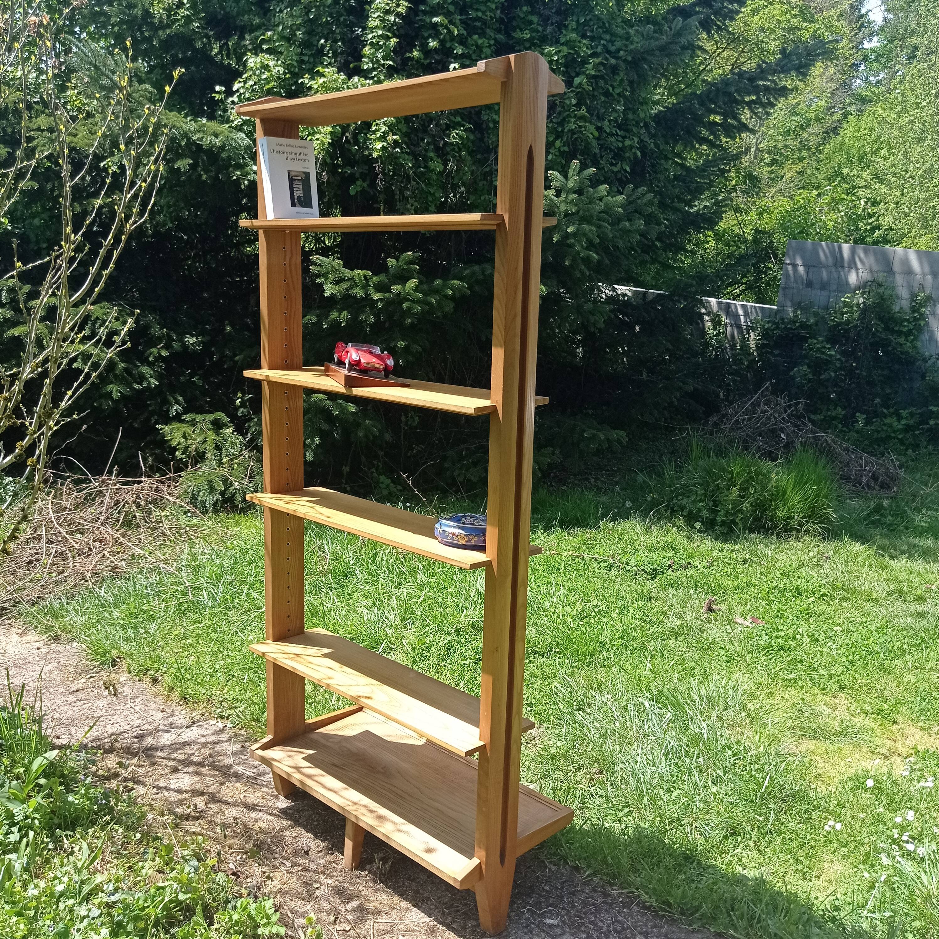 Vintage solid oak library shelf with 6 removable shelves