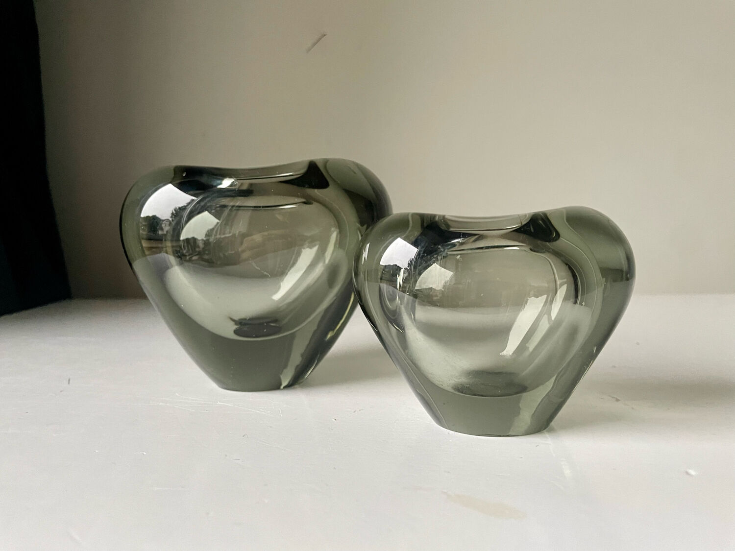 Set of 2 heart shaped Holmegaard crystal vases by Per Lutken