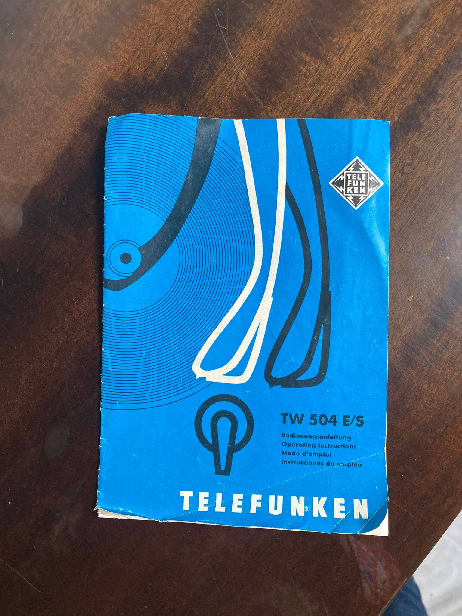 Buffet vintage Telefunken - Meuble radio stéréo TW 504