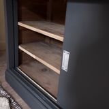 Low workshop furniture