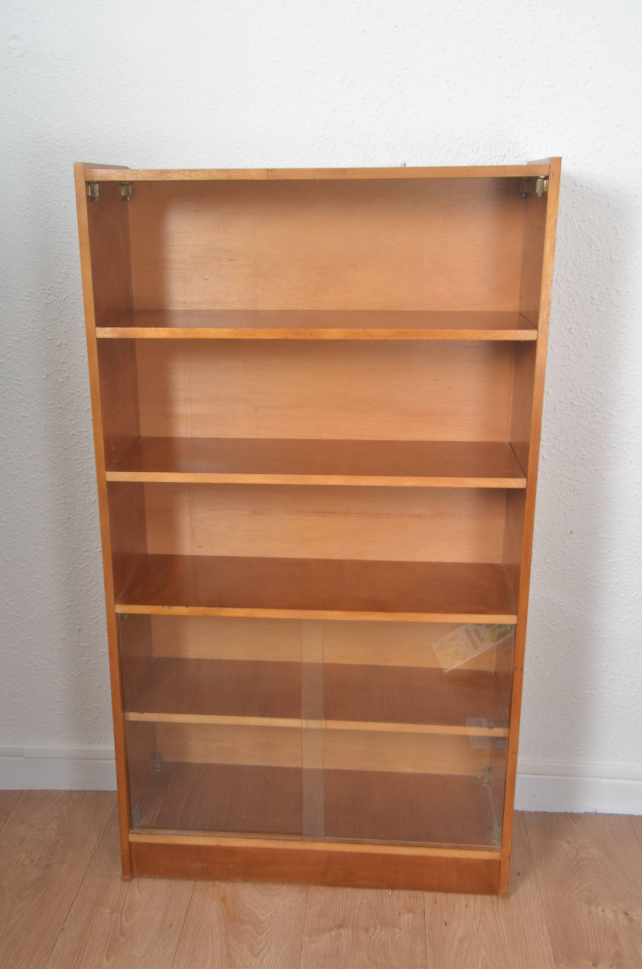 Vintage display cabinet in wood veneer, 1950s-1960s.