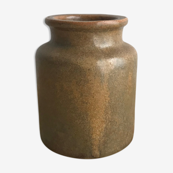 Sandstone pot