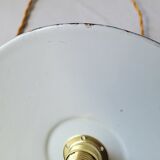 Suspension in black enamelled sheet metal