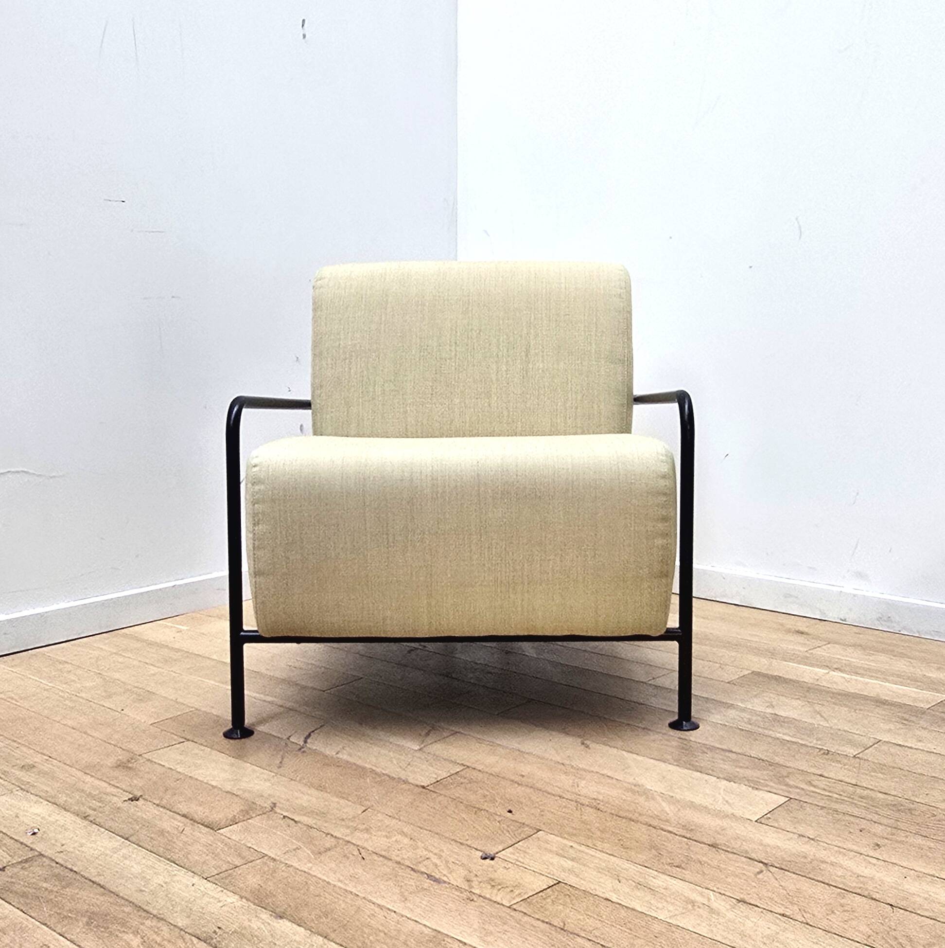 Paire de fauteuils Colubi Outdoor, Viccarbe