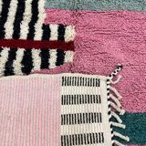 Traditional handwoven Berber rug, size 145 x 255 cm