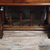 Antique desk in Renaissance style made of walnut from the late 19th century.