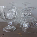 6 ice cream or dessert cups on foot