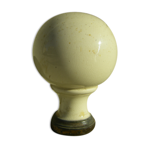 Boule d'escalier en faience