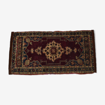 Old Hereké carpet, Turkey, 55 cm x 102 cm, hand knotted wool, 19th century