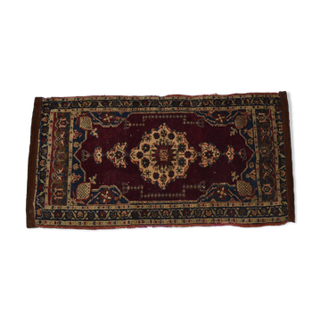 Tapis Hereké ancien, Turquie, 55 cm x 102 cm, laine nouée main, XIXème siècle