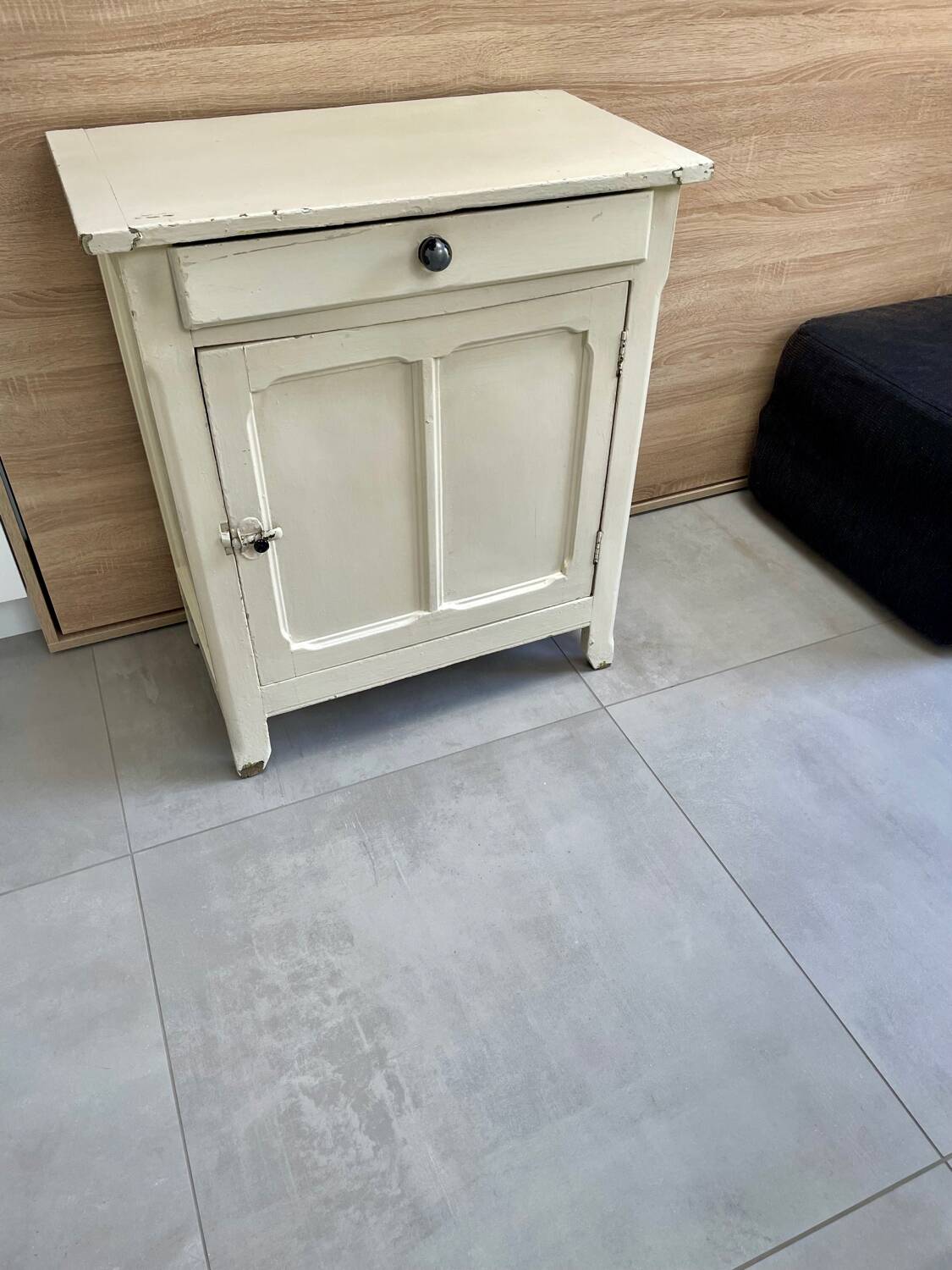 Small authentic 1950s Parisian sideboard