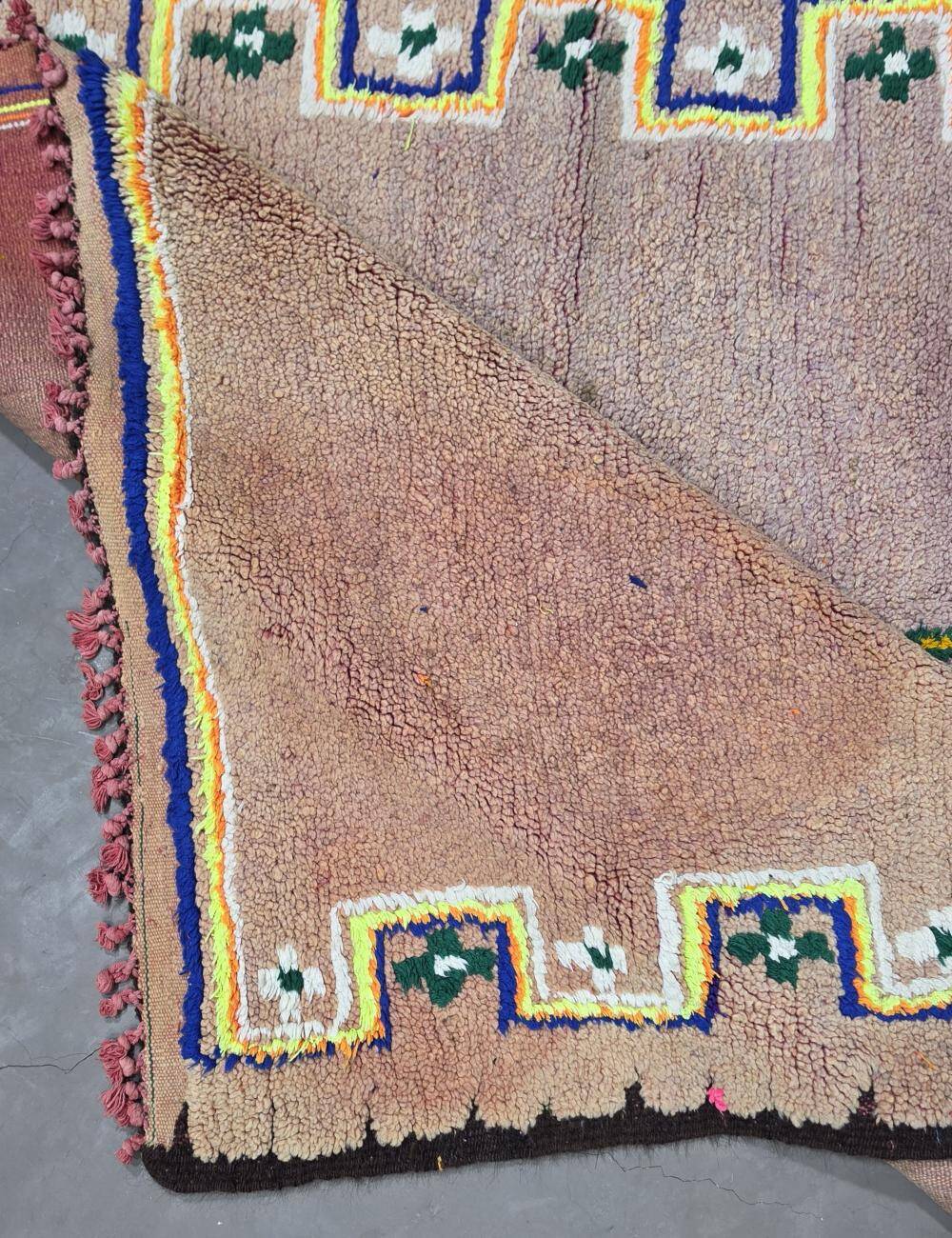 Berber Moroccan Rug - 376 x 163 cm
