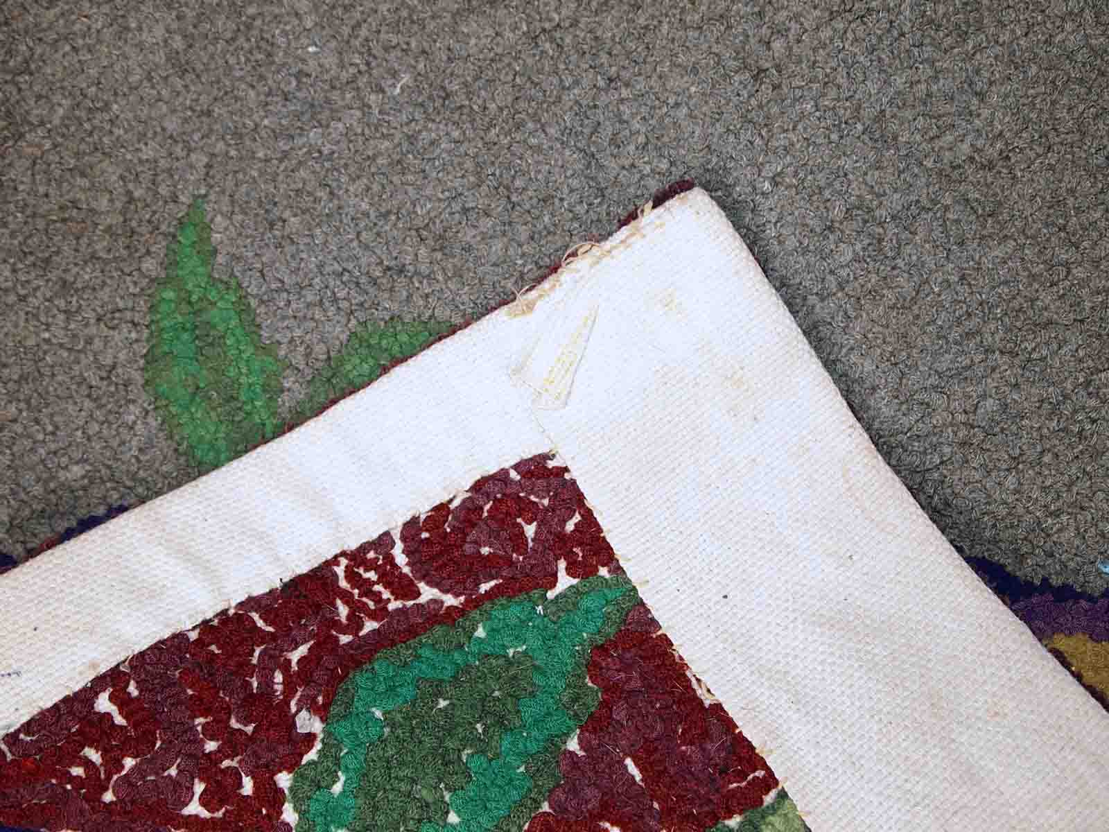 Handmade Old American Hooked Rug 1C422