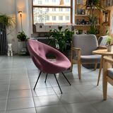 An unique polish UFO chair in wool