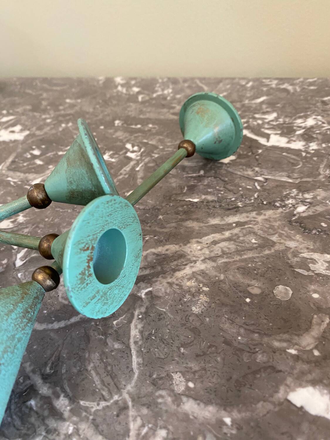 Memphis design candle holder