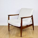 Fauteuil GFM-64, conçu par Edmund Homa dans les années 70, blanc ivoire - 2 pièces disponibles.
