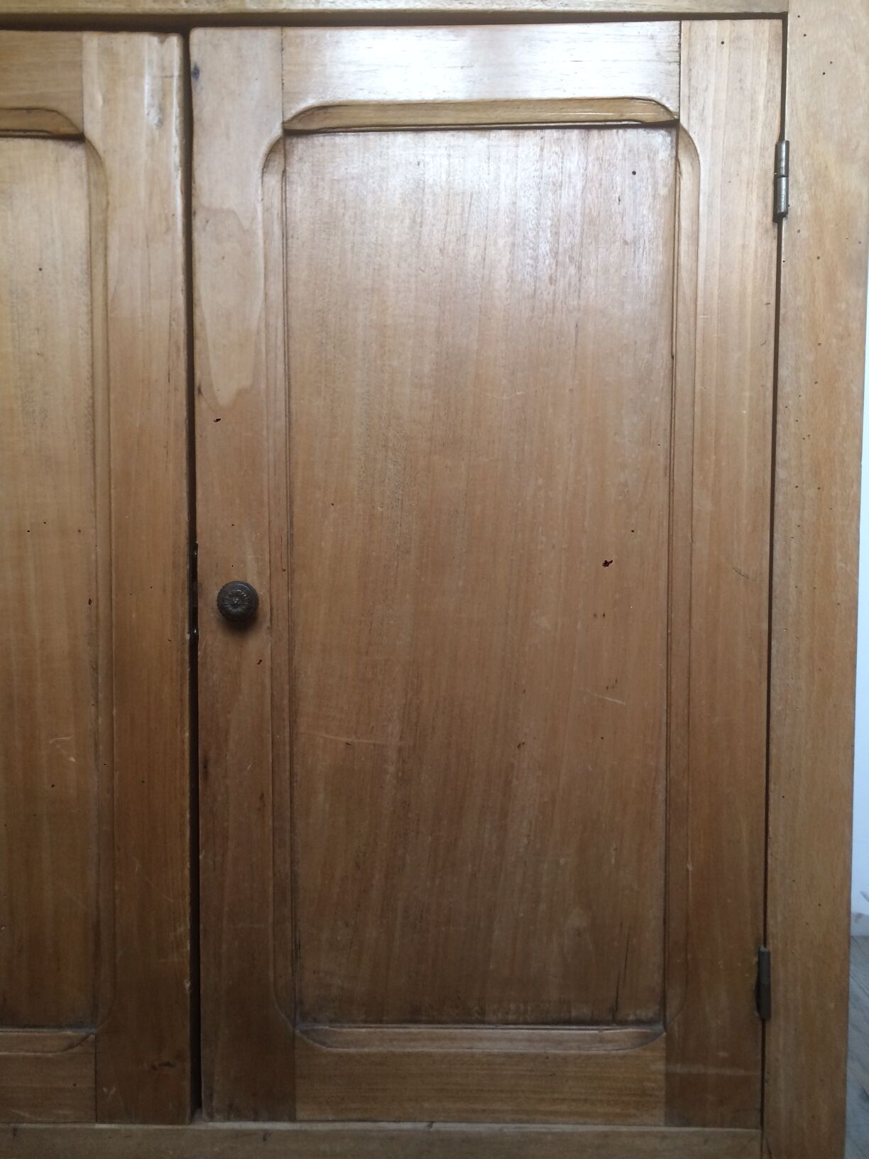 Parisian light wood buffet