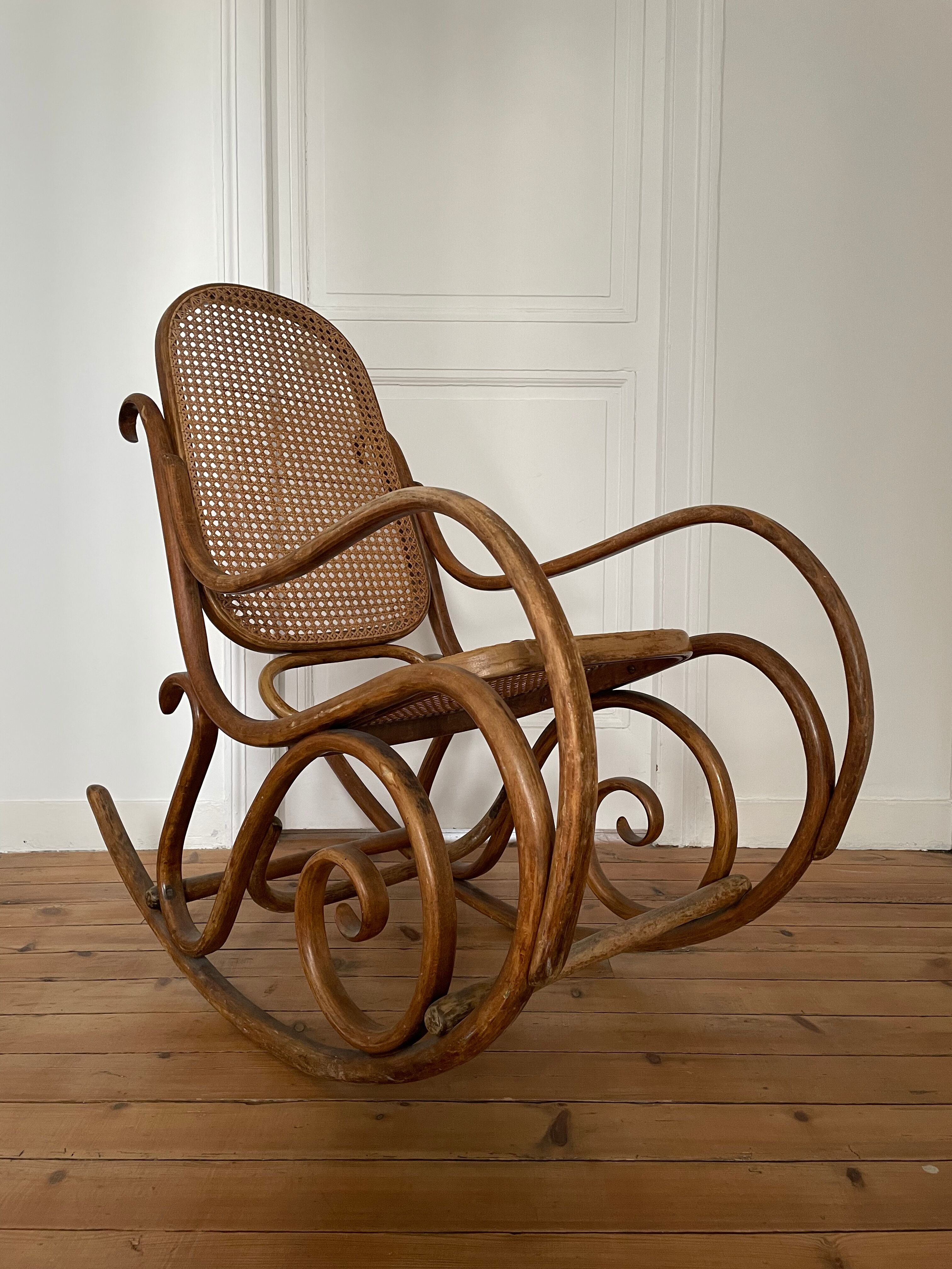 Rocking chair Thonet N.10