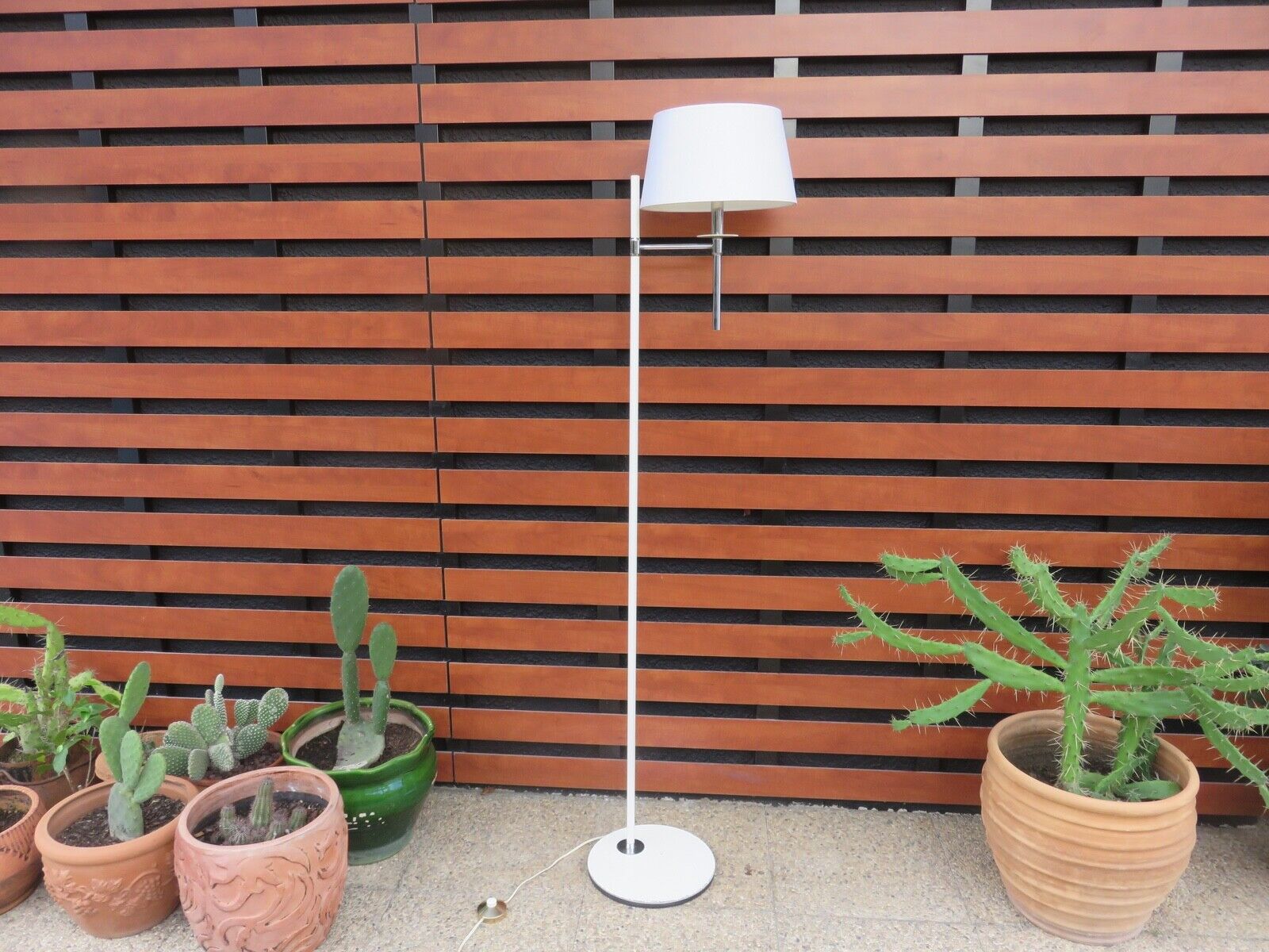 Monix Paris floor lamp in chrome-plated brass and white lacquered metal 1960