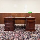 Classic English Chesterfield Partnerdesk Desk