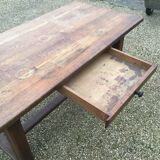 Farm table