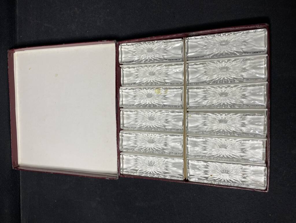 12 cut crystal knife holders – Val Saint Lambert