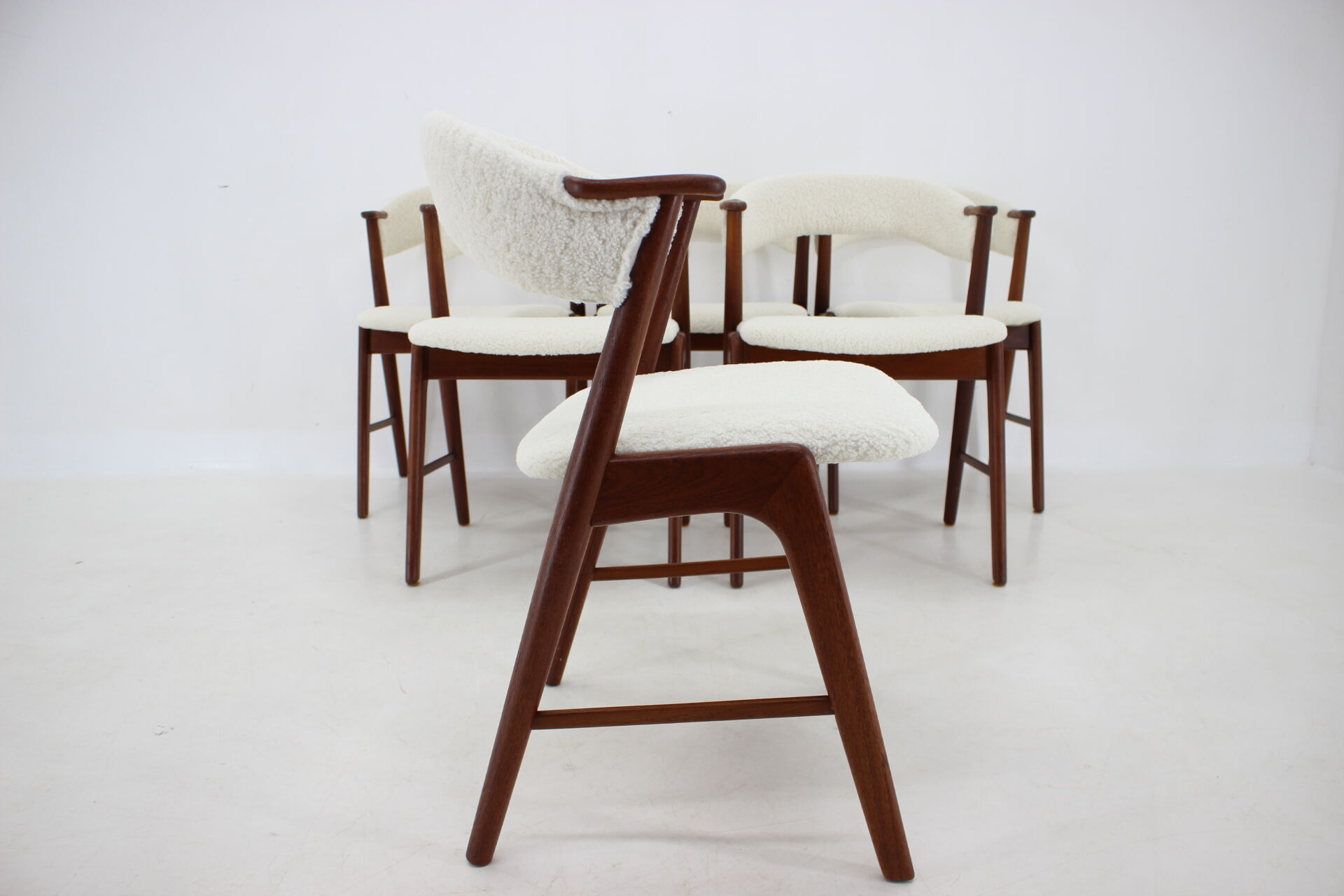 6 chairs in sheepskin fabric upholstery denmark