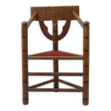 Chaise "Monk" sculptée à la main, Suède, années 1960