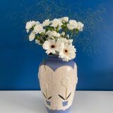 Ceramic daisy vase