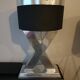 Lampe en X, croix, acier, design