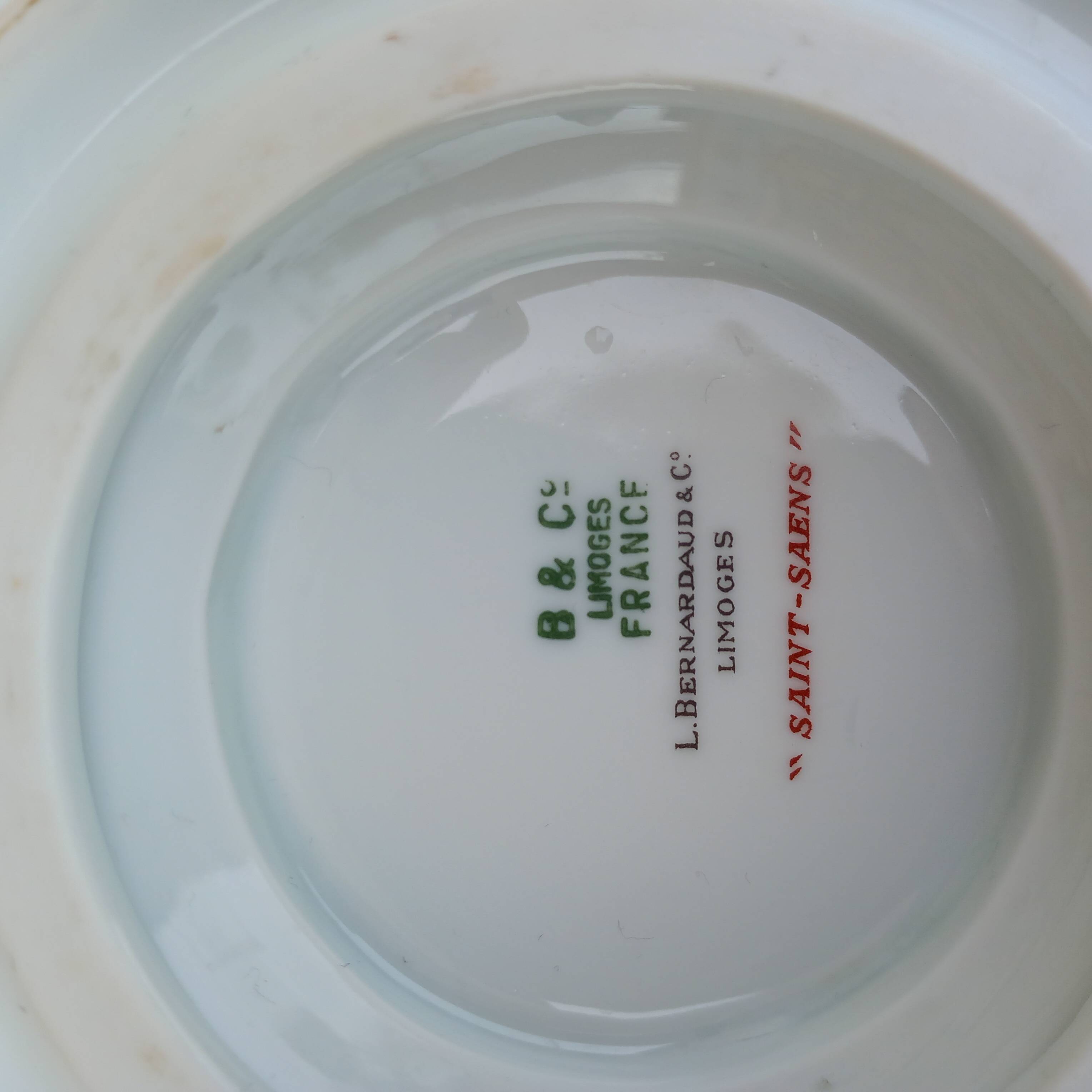 Round Bernardaud porcelain serving dish - Saint-Saens model - 1970s