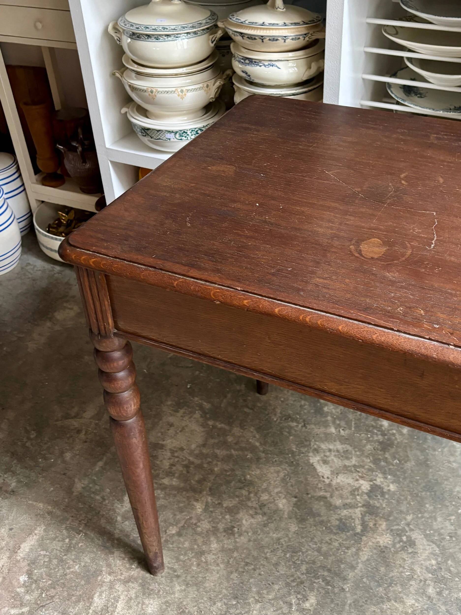 Bureau, table 1 tiroir en bois foncé 90 x 54,5 cm
