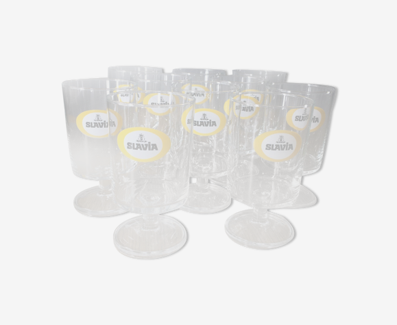 10 verres à bière à pied
