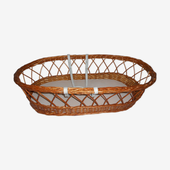 Bassinet with mattress rattan