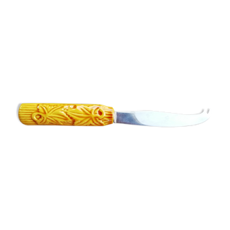 Ceramic cheese knife
