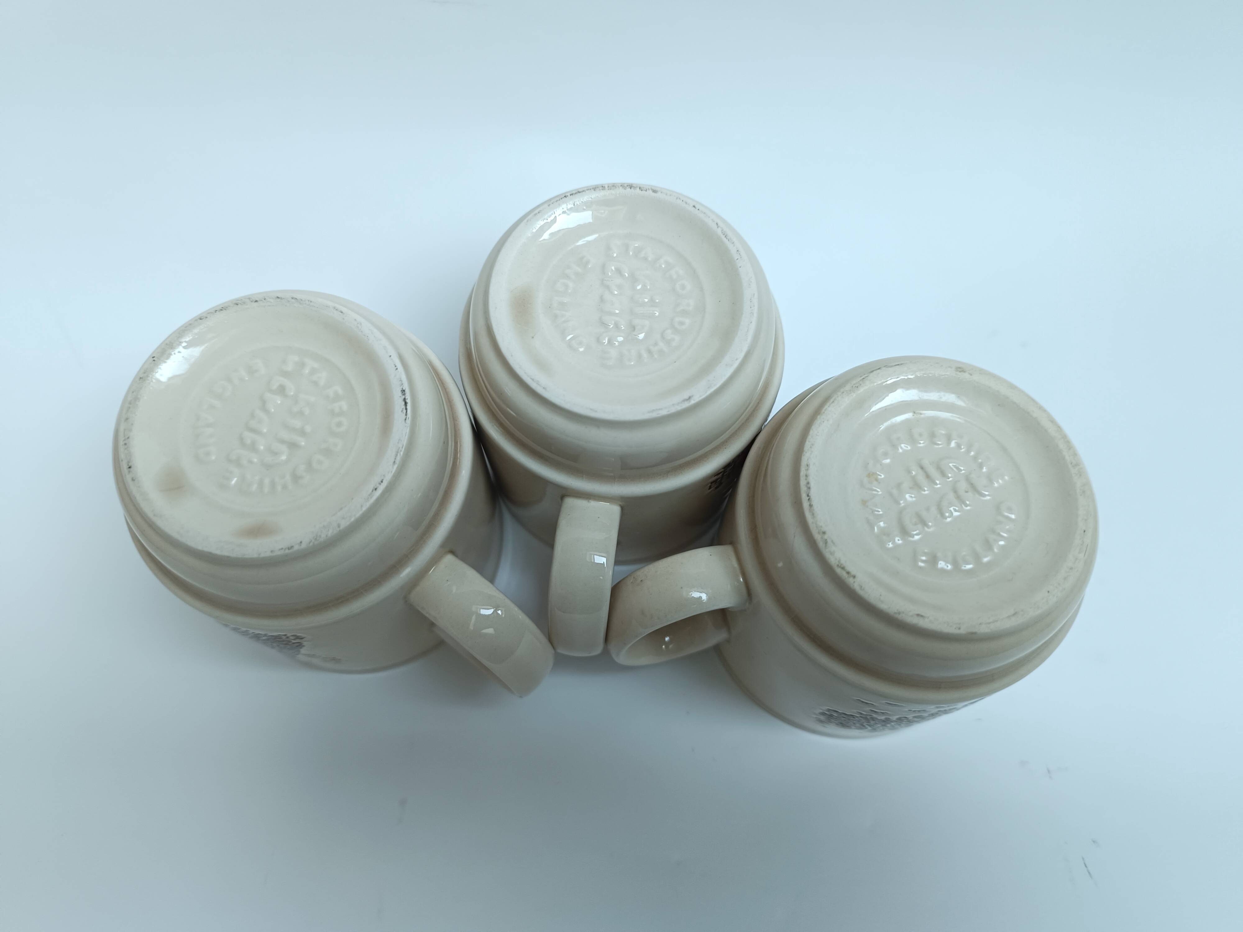 Mugs anglaises Staffordshire