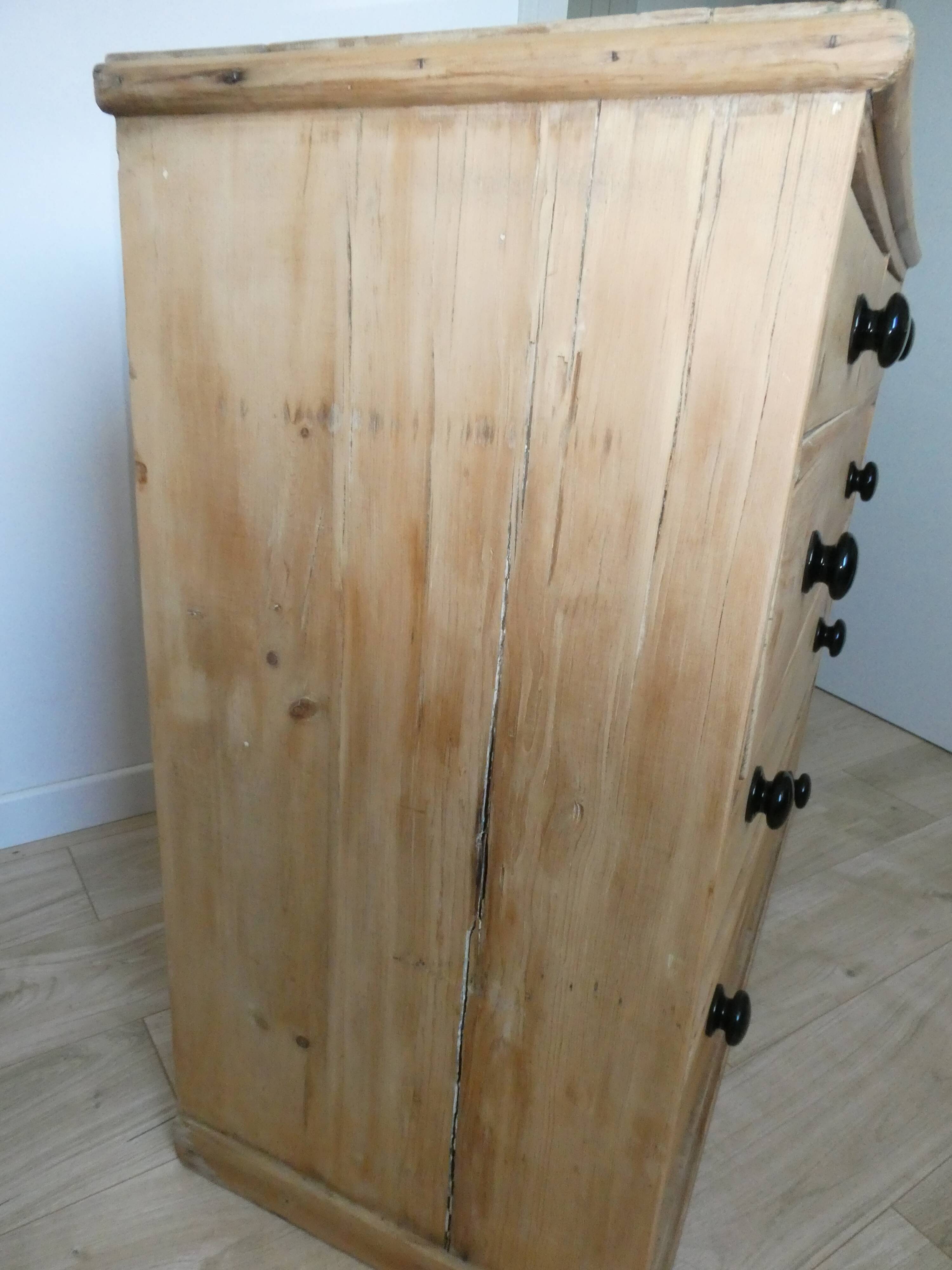 Commode anglaise de la fin du 19 ème siècle