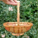 Retro egg wicker basket