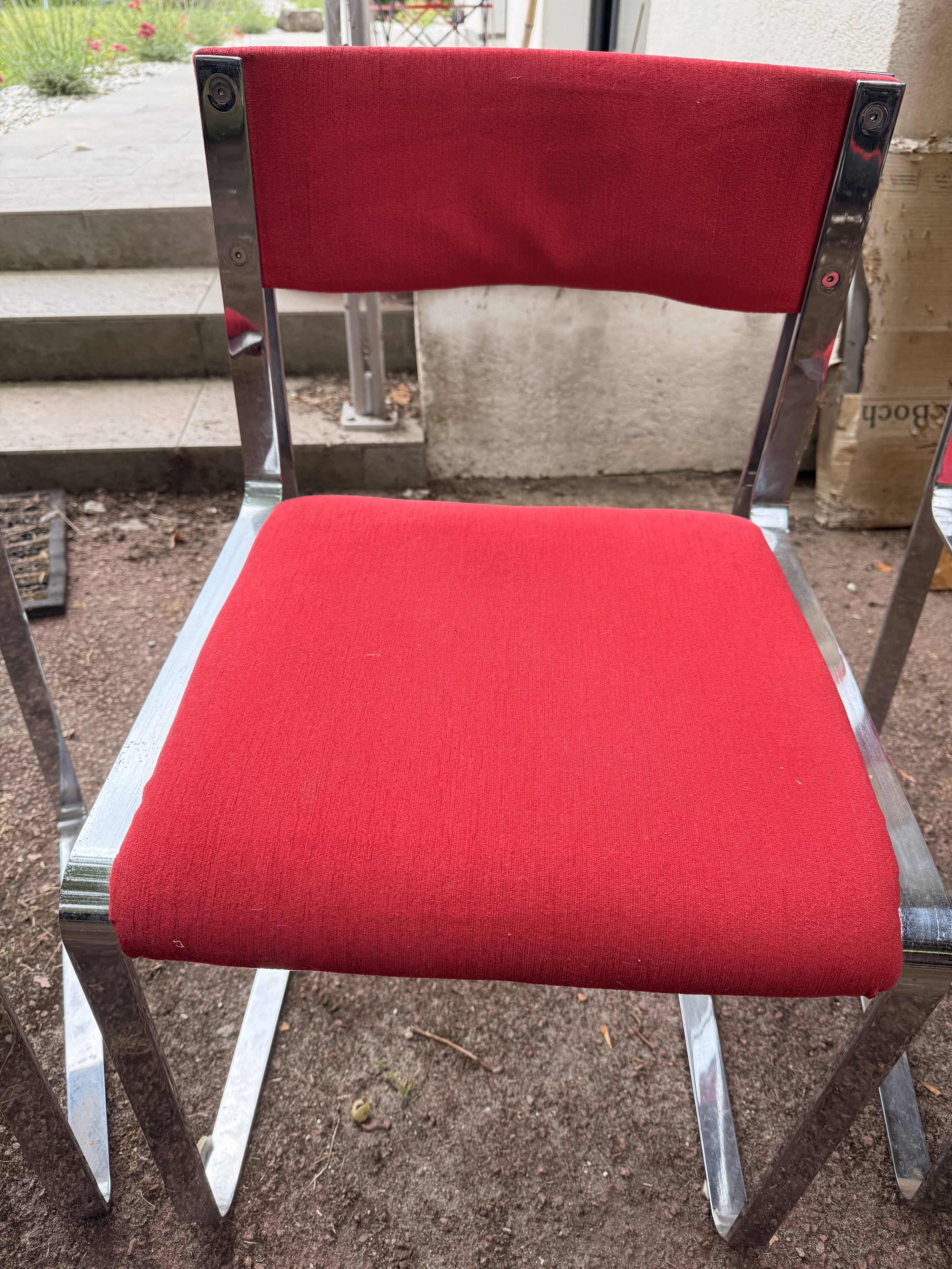 Vintage 1970s dining chair